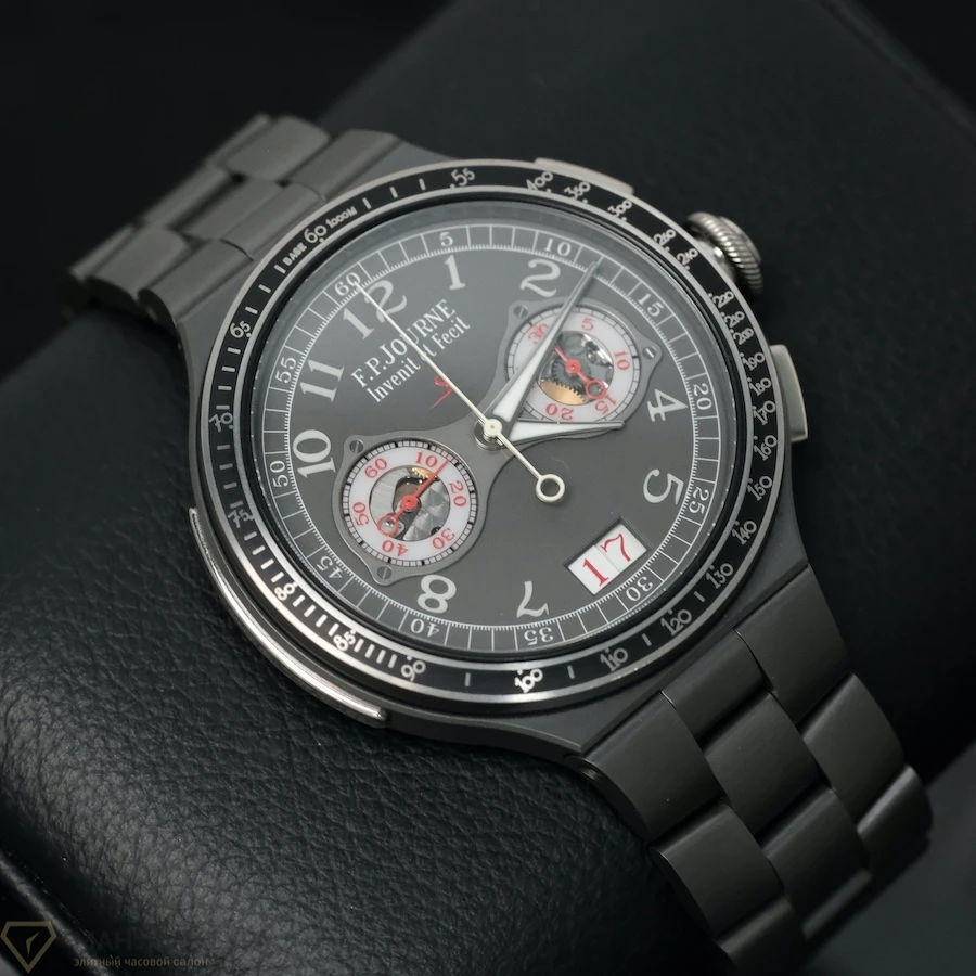 Часы F.P. Journe  Linesport Chronographe Monopoussoir Rattrapante  CRT TI 44 B GR