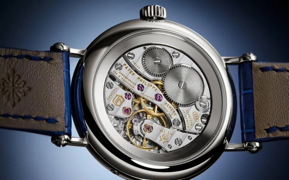Заказать Patek Philippe  Complications  7121/200G-001