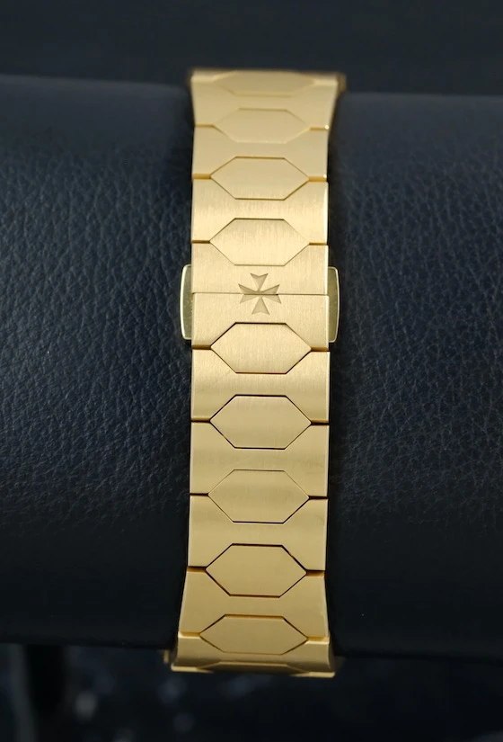 Часы Vacheron Constantin  Historiques 37 Mm Yellow Gold  4200H/222J-B935