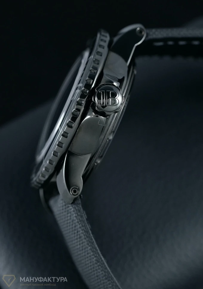 Часы Blancpain  Fifty Fathoms Dark Knight Automatikblack Edition  5015-11C30-52A