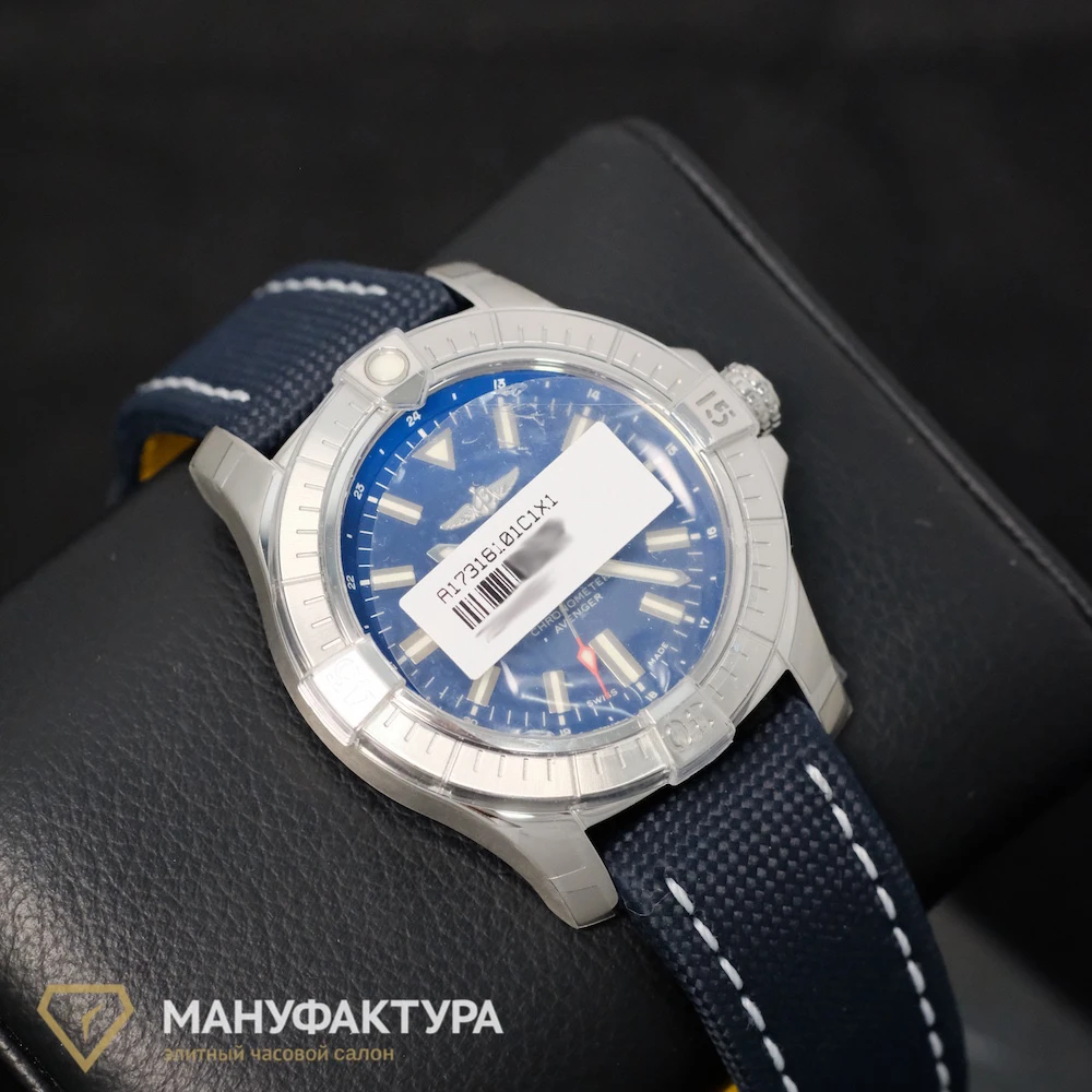 Часы Breitling  Avenger Automatic 43  A17318101C1X1