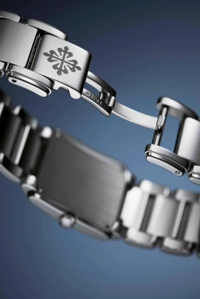 Заказать Patek Philippe  Twenty 4 Quartz  4910-1200A-001
