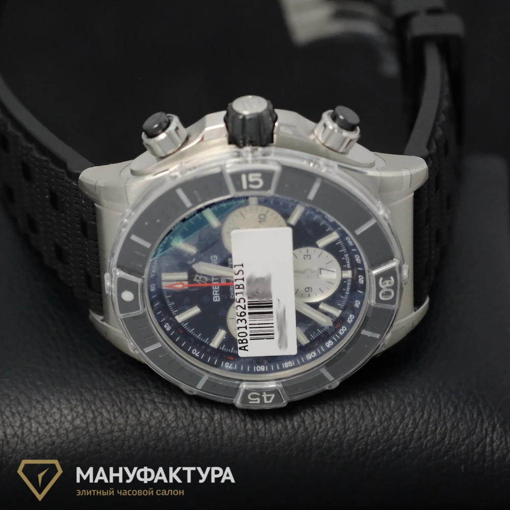 Часы Breitling  Super Chronomat B01 44  AB0136251B1S1