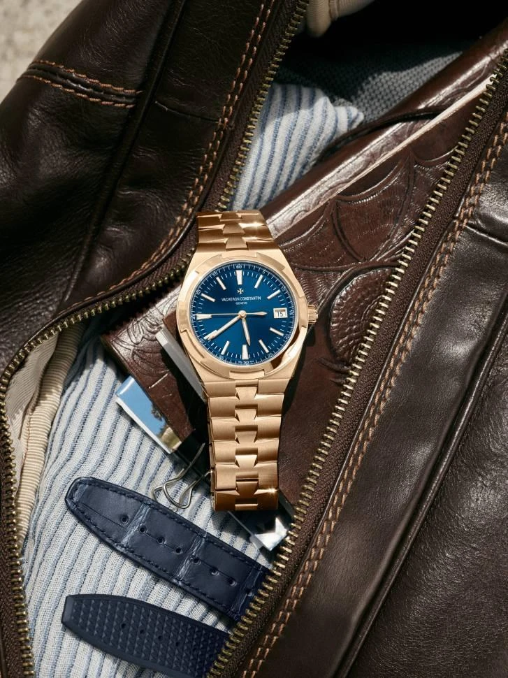 Заказать Vacheron Constantin  Overseas Self Winding  4500V/110R-B705