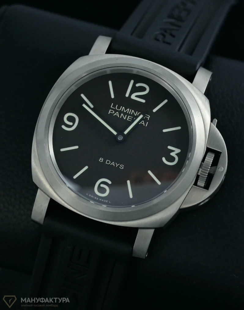 Часы Panerai  Luminor Base 8 Days  PAM00562