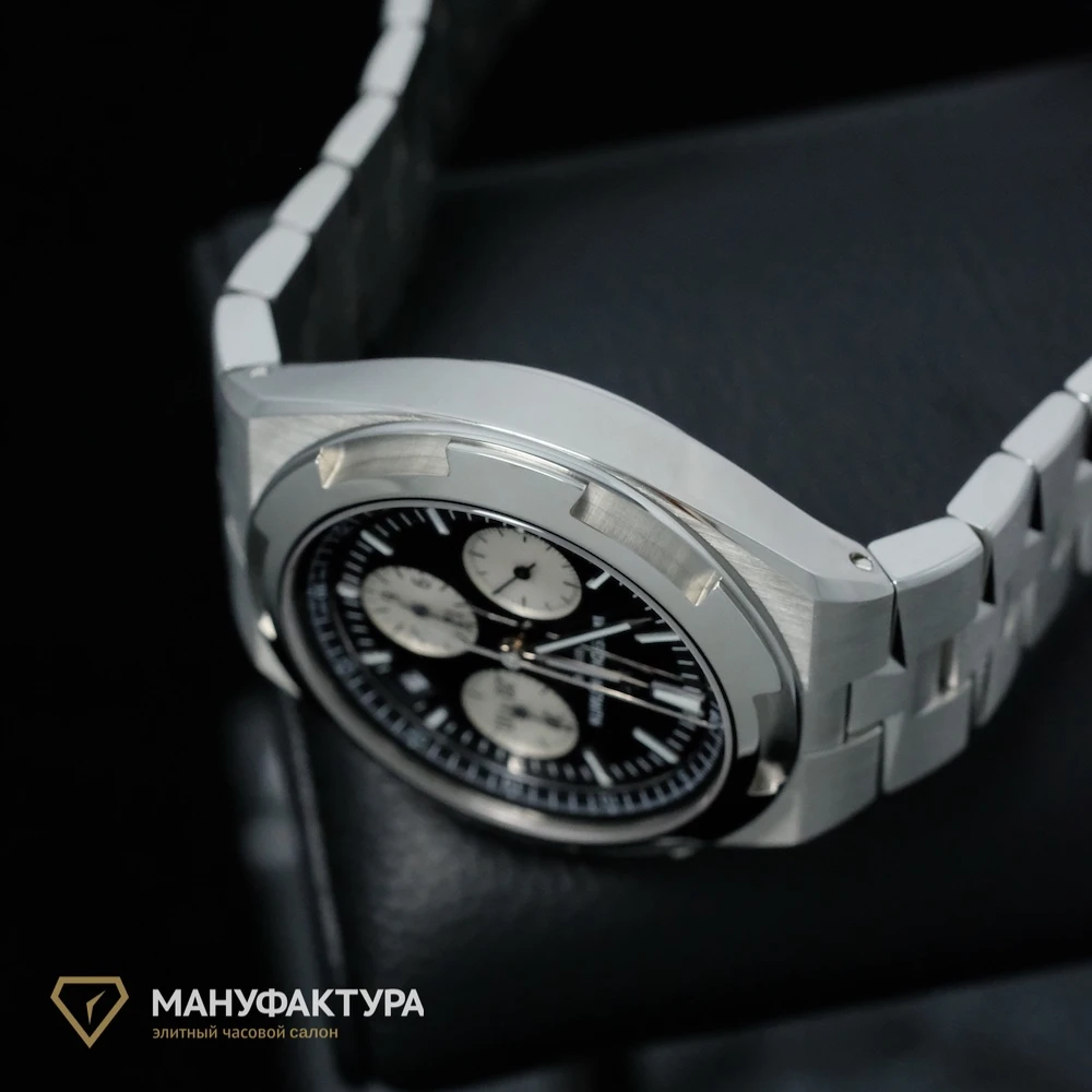 Часы Vacheron Constantin  Overseas Chronograph  5500V/110A-B481