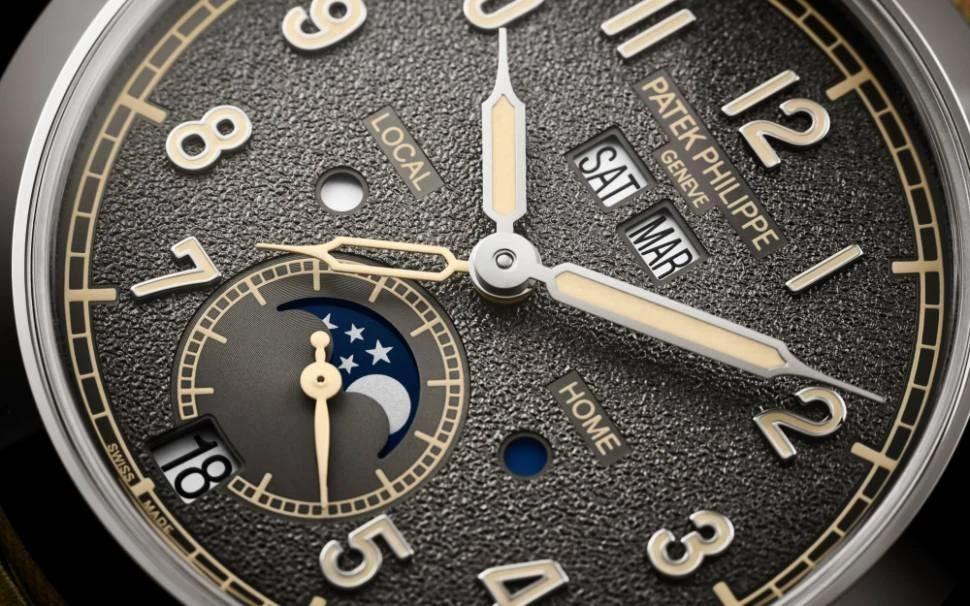 Заказать Patek Philippe  Complications Annual Calendar Travel Time  5326G-001