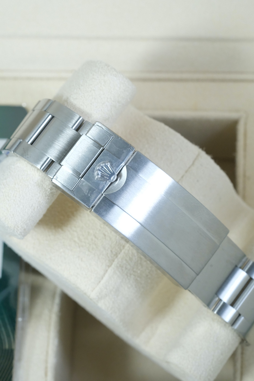 Часы Rolex  Sea-Dweller 43Mm Anniversary  126600