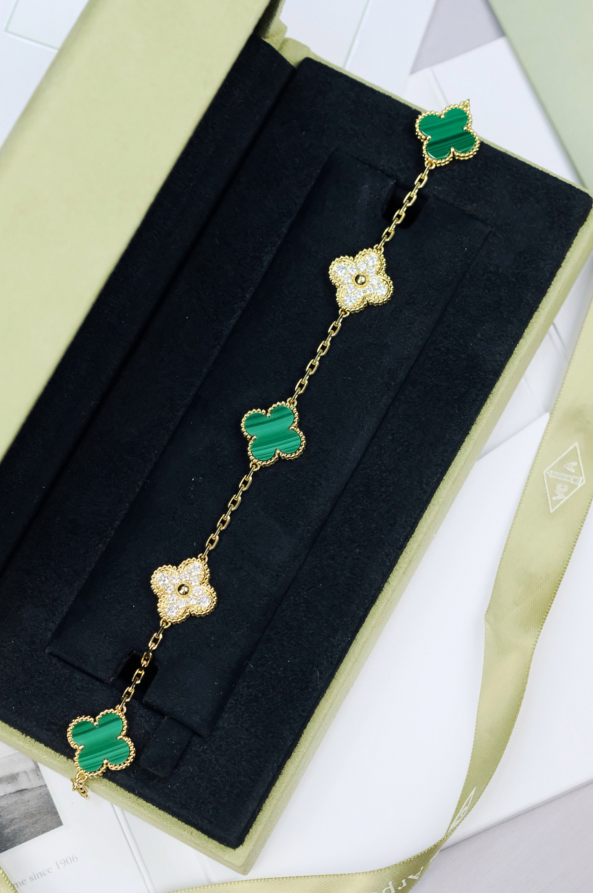 Украшение Van Cleef & Arpels  Браслет Vintage Alhambra Vcaro7Gq00  VCARO7GQ00 