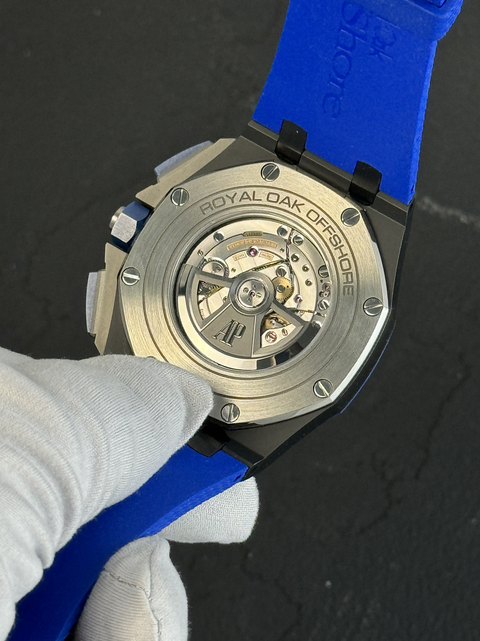 Часы Audemars Piguet  Royal Oak Offshore Chronograph 44Mm Ceramic  26405CE.OO.A030CA.01