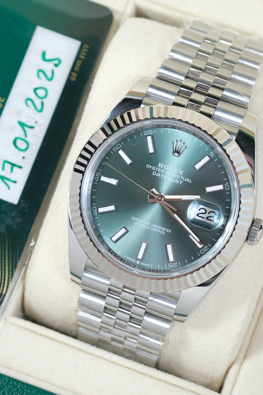Часы Rolex  Datejust 41Mm Mint Green  126334