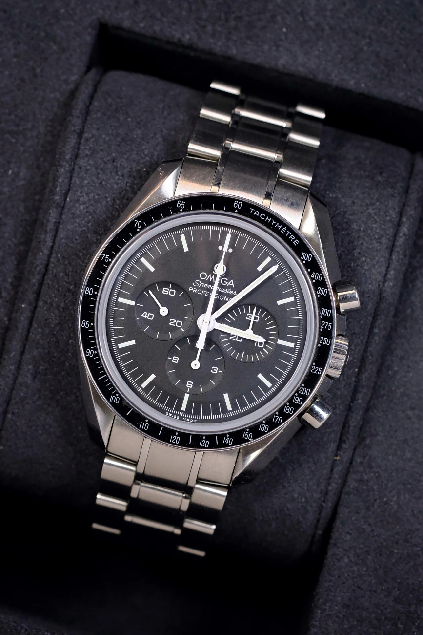 Часы Omega  Speedmaster Moonwatch Professional Chronograph 42 Mm  311.30.42.30.01.006
