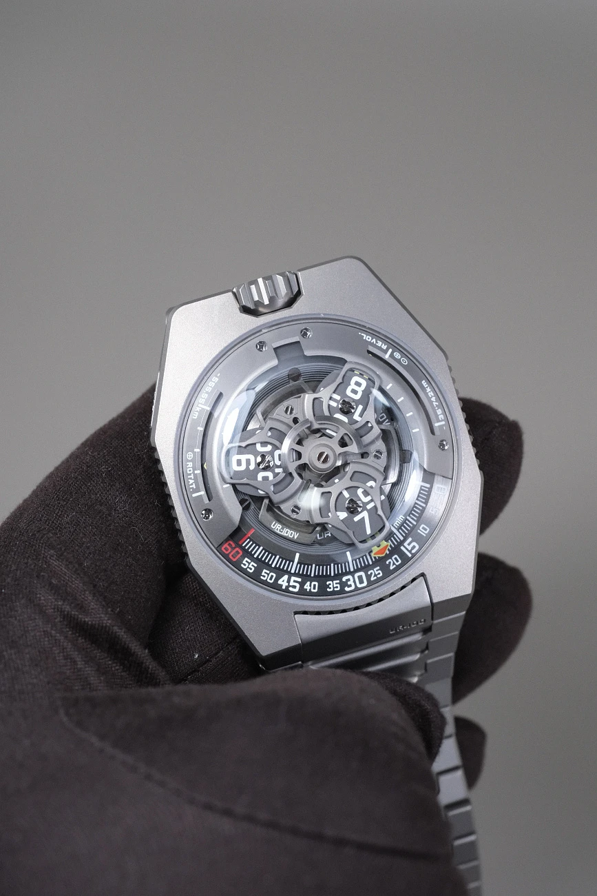 Часы Urwerk  Urwerk Ur-100V Magic T  UR-100 V Magic T