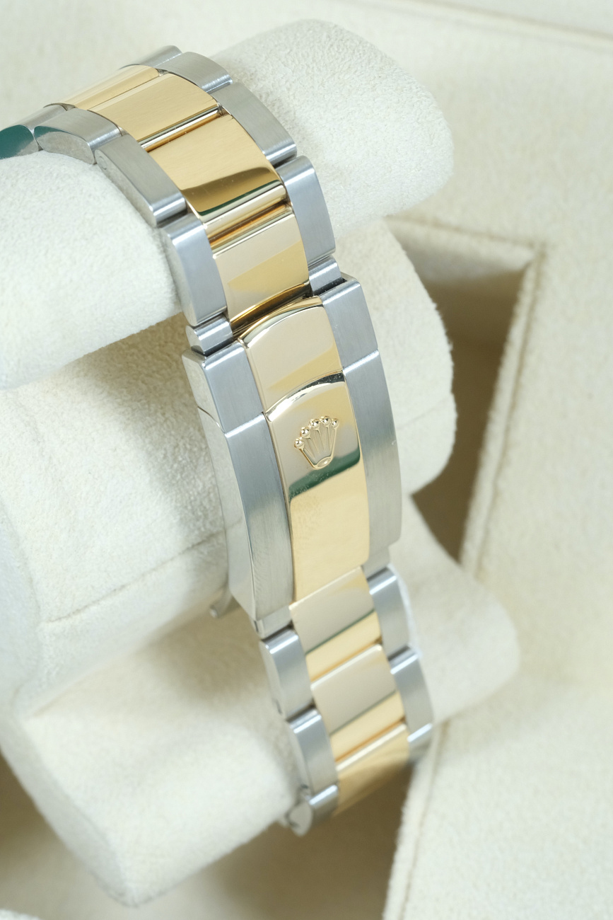 Часы Rolex  Oyster Perpetual Datejust Ii Wimbledon  126333-0019