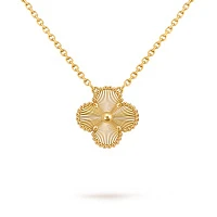 Украшение Van Cleef &amp; Arpels  Vintage Alhambra Pendant, Guilloché Yellow Gold  VCARP4KL00 
