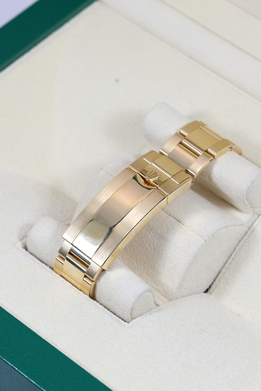Часы Rolex  Submariner Date Oyster Perpetual  126618LN