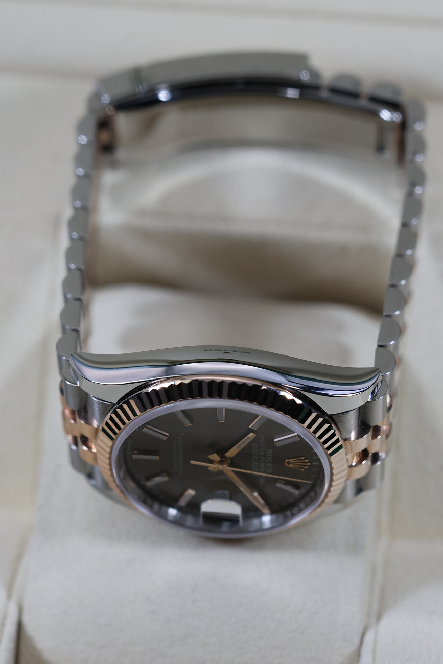 Часы Rolex  Datejust 36 Mm Steel And Everose Gold Slate Dial  126231