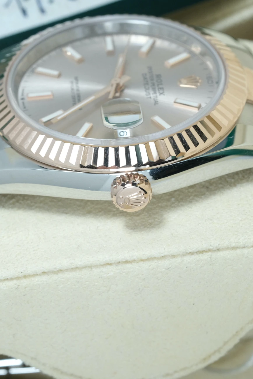 Часы Rolex  Datejust 41Mm Steel Rose Gold Soundust Dial  126331