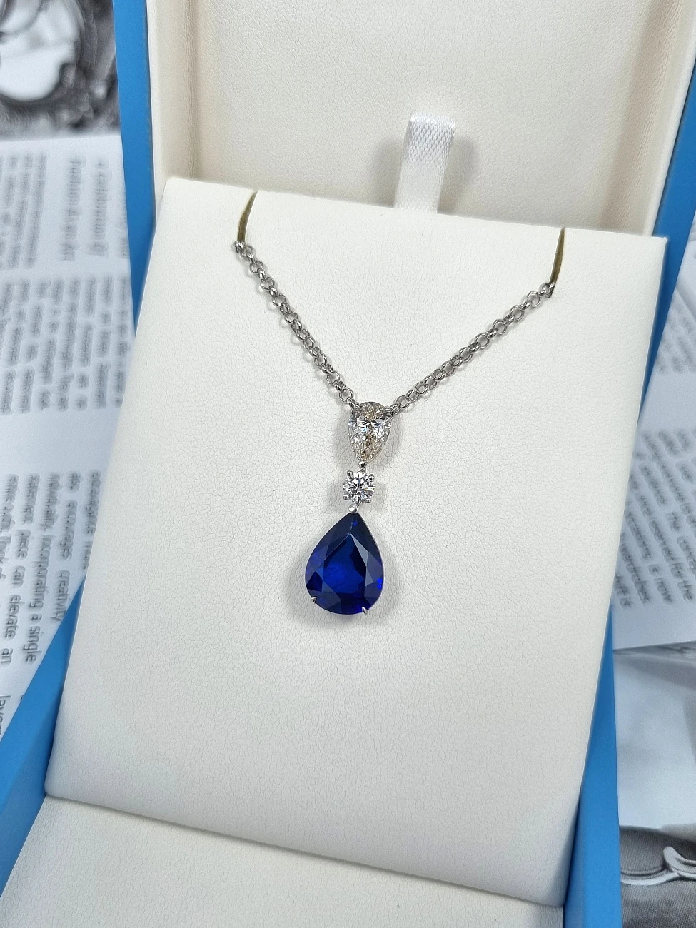 Украшение GRS GemResearch Swisslab  Колье с сапфиром 7,24 ct.   