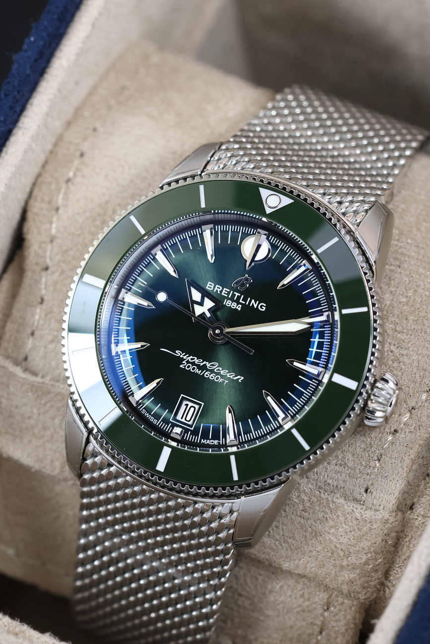 Часы Breitling  Superocean Heritage B31 Automatic 42 Green  AB3111361L1A1