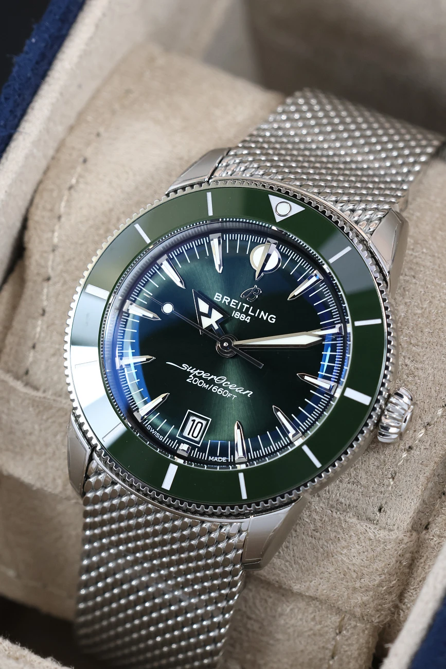 Часы Breitling  Superocean Heritage B31 Automatic 42 Green  AB3111361L1A1