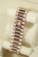 Часы Rolex  Day-Date Rose Gold Olive Dial  228235