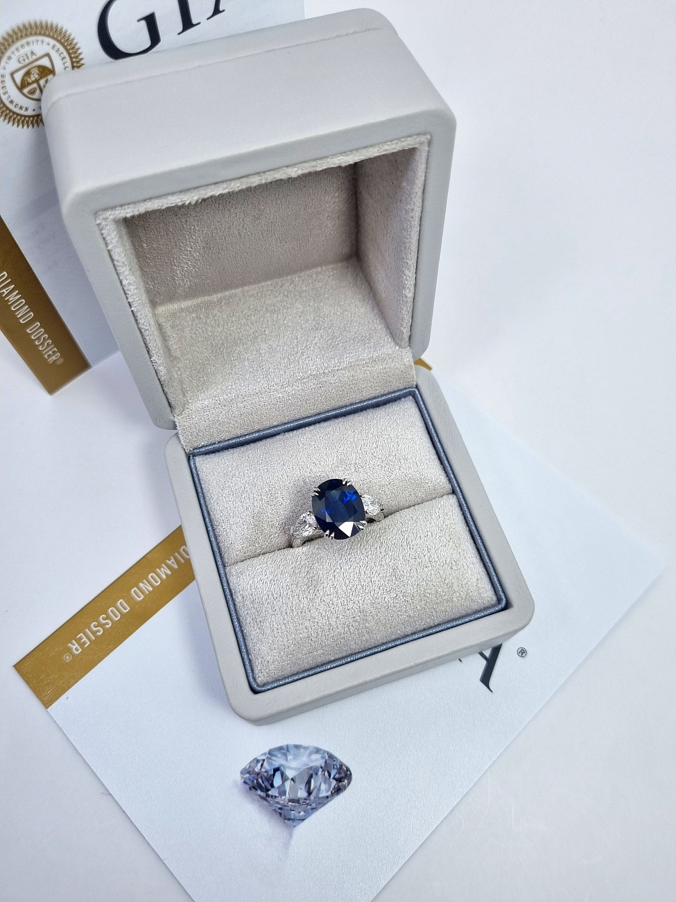 Украшение NO NAME  Кольцо С Сапфиром 7,93 Ct.   