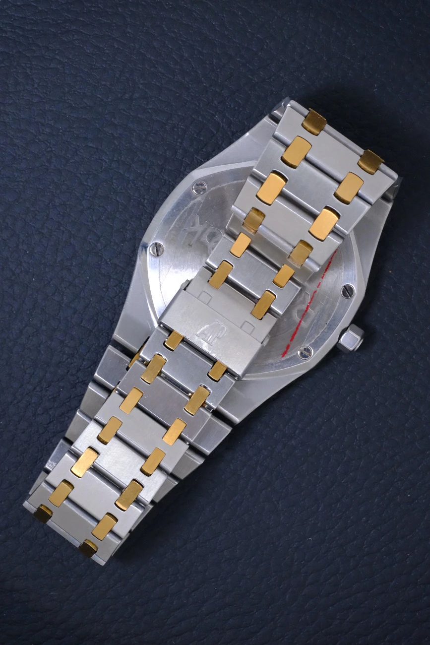 Часы Audemars Piguet  Royal Oak Jumbo Steel &amp; Yellow Gold  5402SA