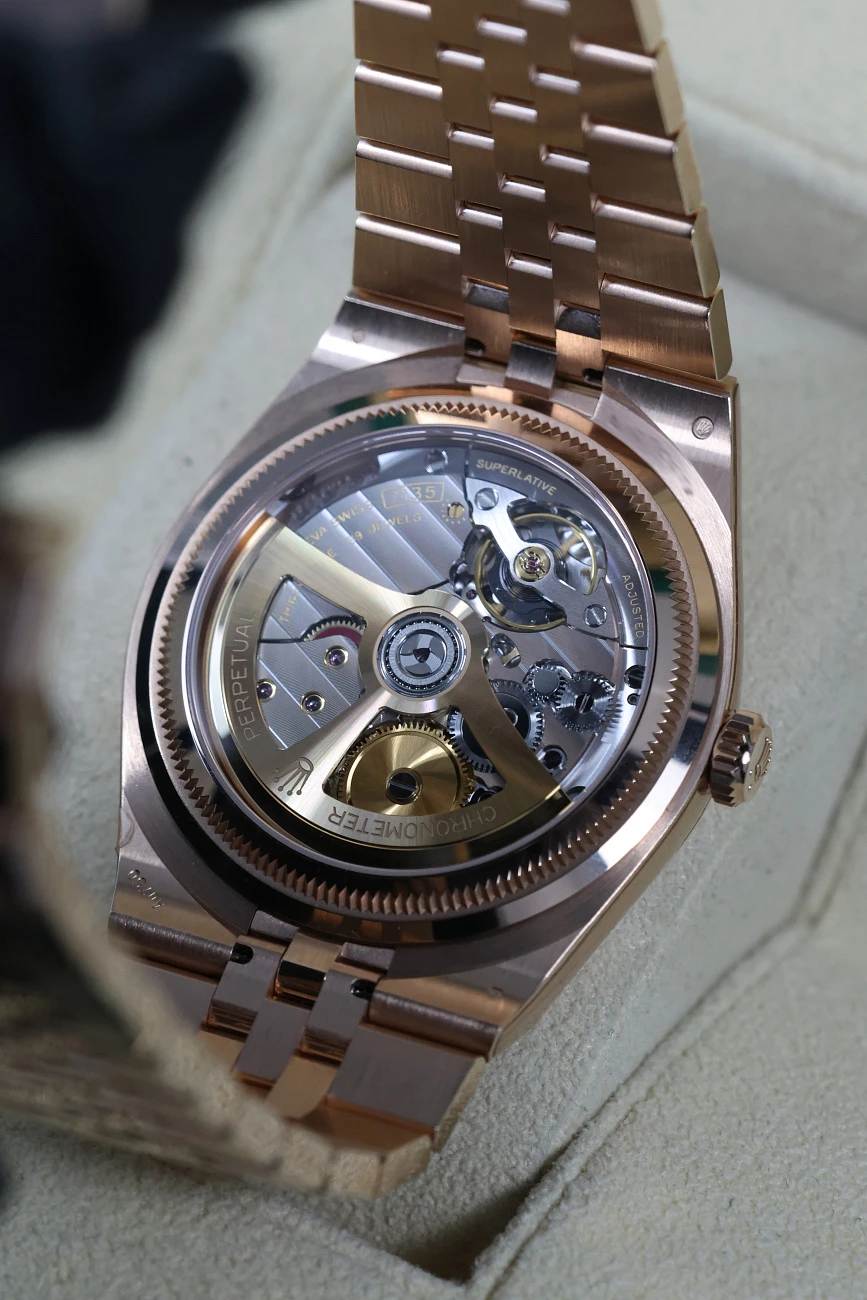 Часы Rolex  Land Dweller Rose Gold 40  127335