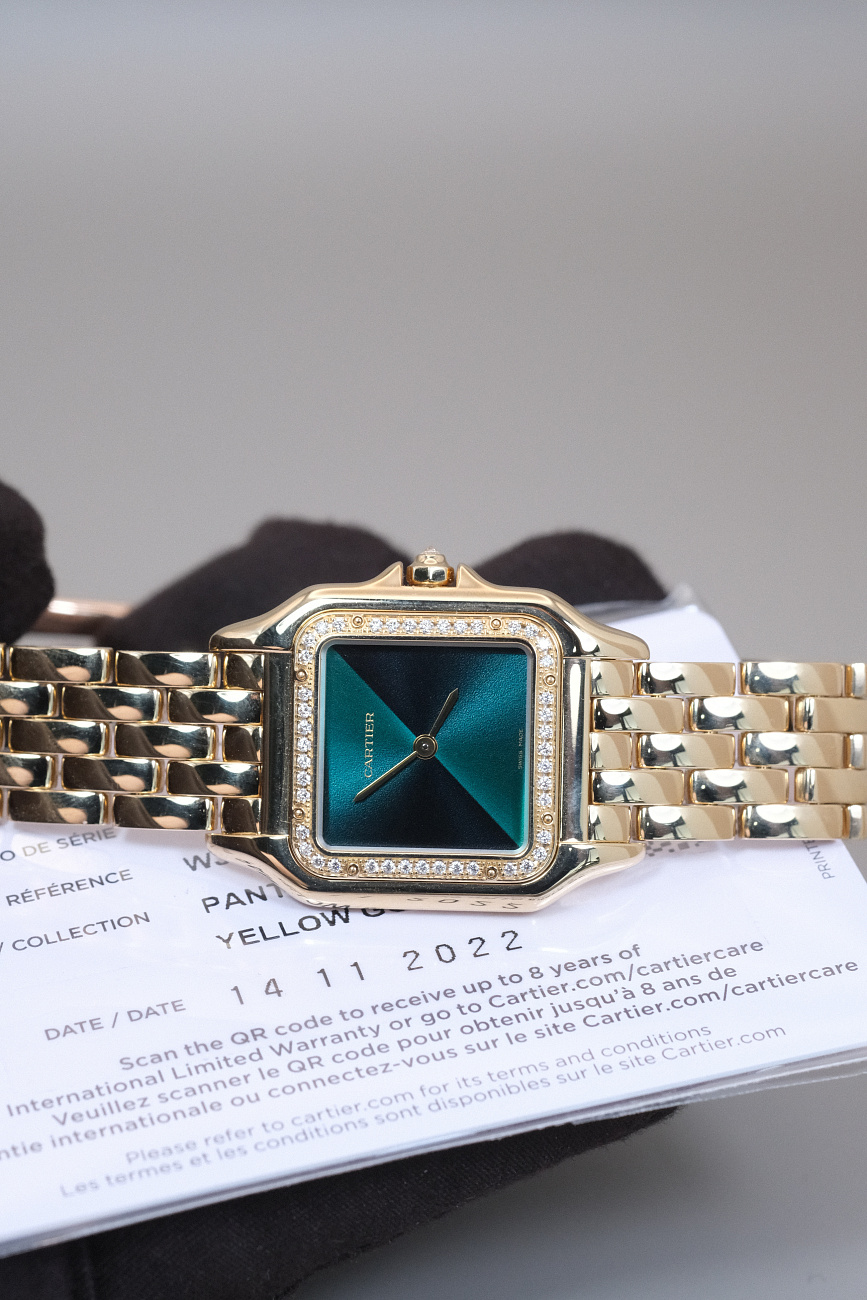 Часы Cartier  Panthere Medium Yellow Gold Diamonds  WJPN0037