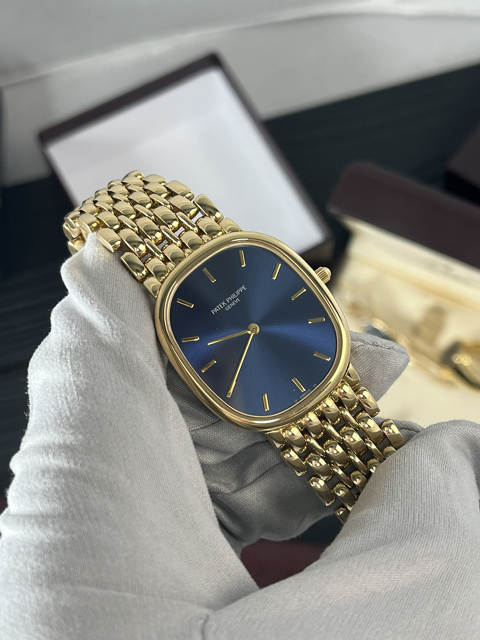 Часы Patek Philippe  Ellipse Yellow Gold  3738/122