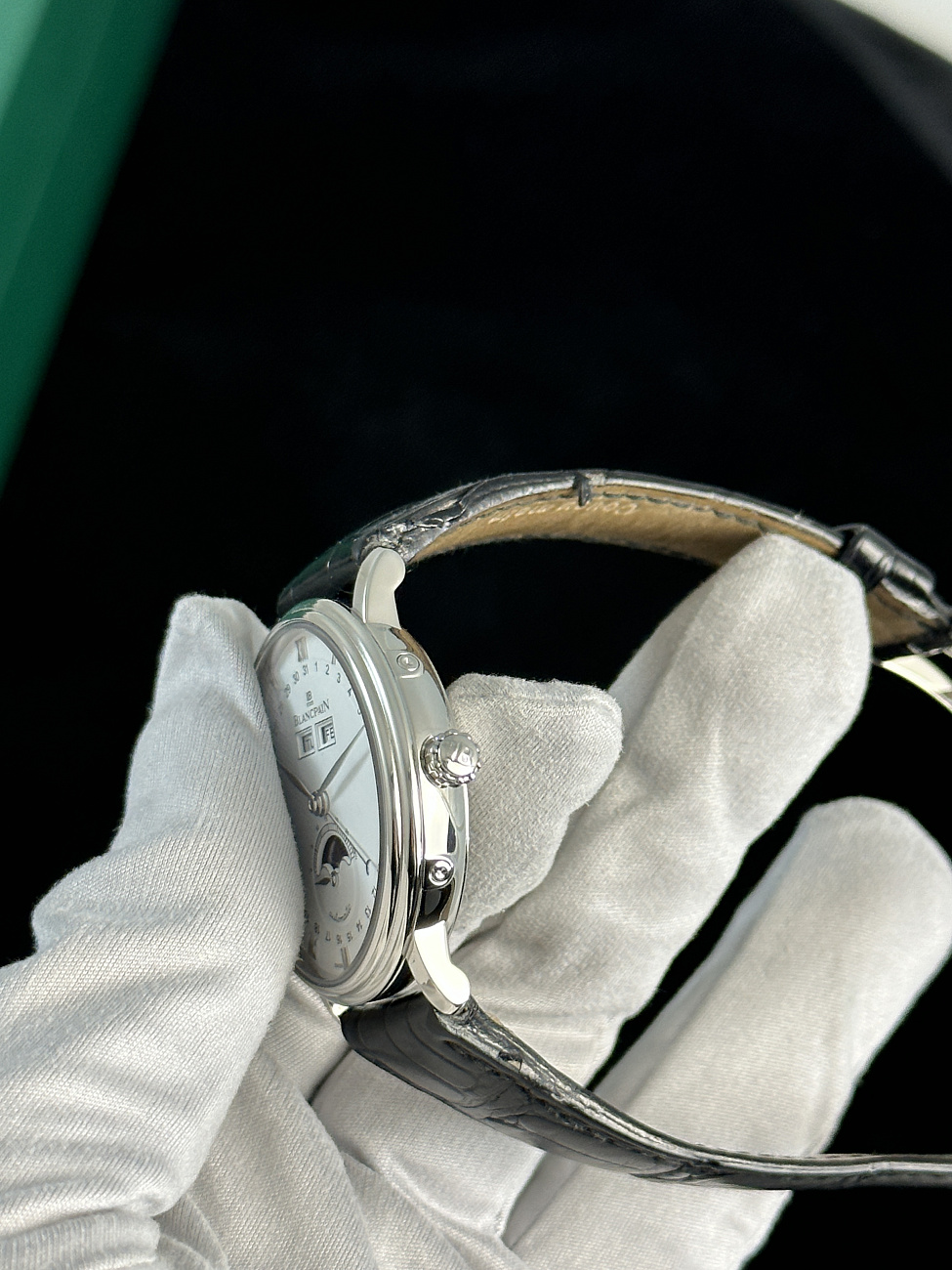 Часы Blancpain  Villeret Quantième Complet  6263 1127 55A