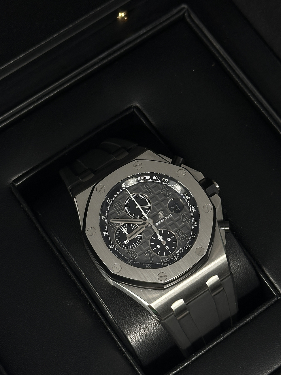 Часы Audemars Piguet  Royal Oak Offshore Chronograph Grey  26470ST.OO.A104CR.01