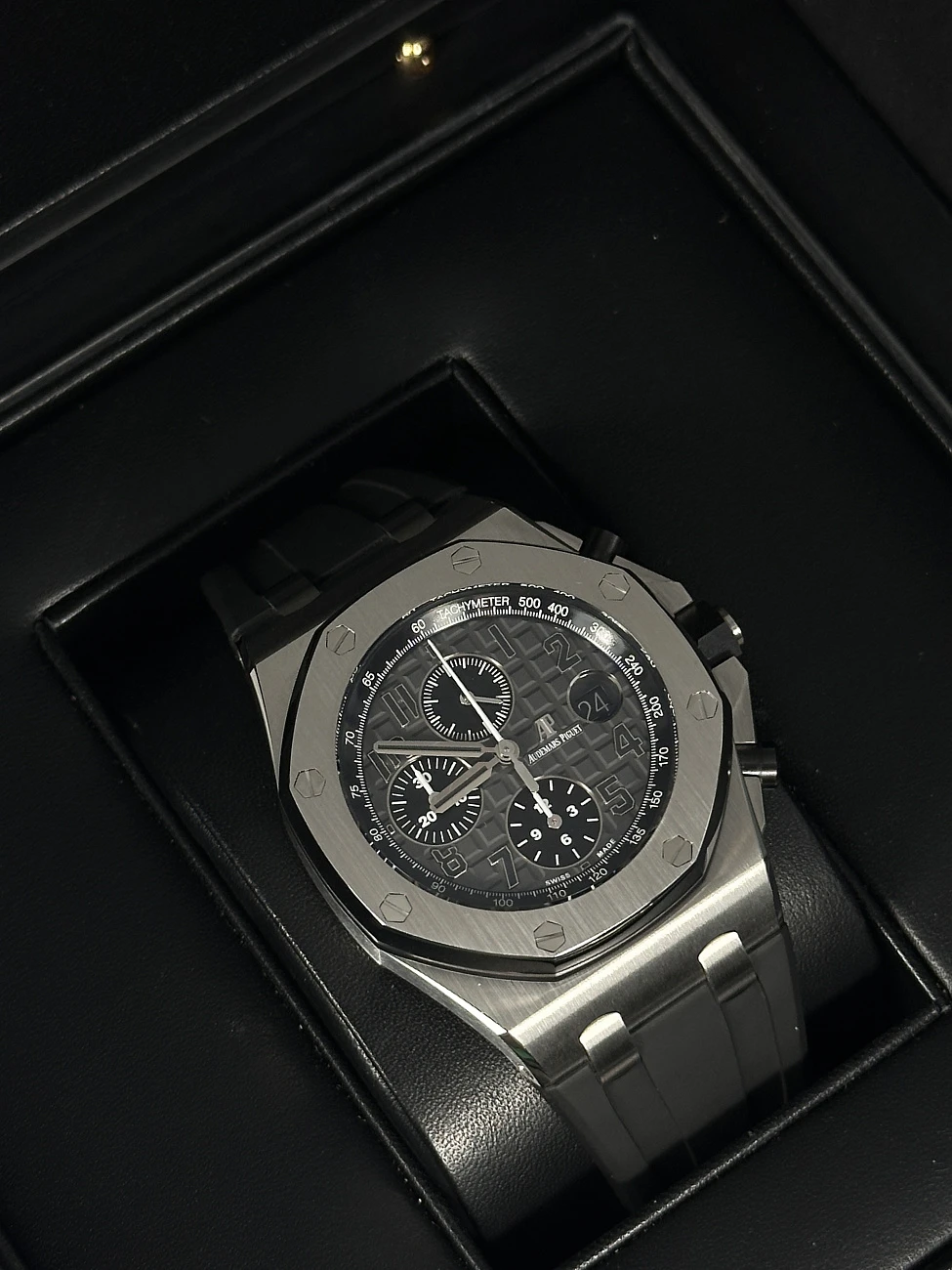 Часы Audemars Piguet  Royal Oak Offshore Chronograph Grey  26470ST.OO.A104CR.01