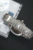Часы H. Moser &amp; Cie  Streamliner Centre Seconds Purple Haze  6201-1201
