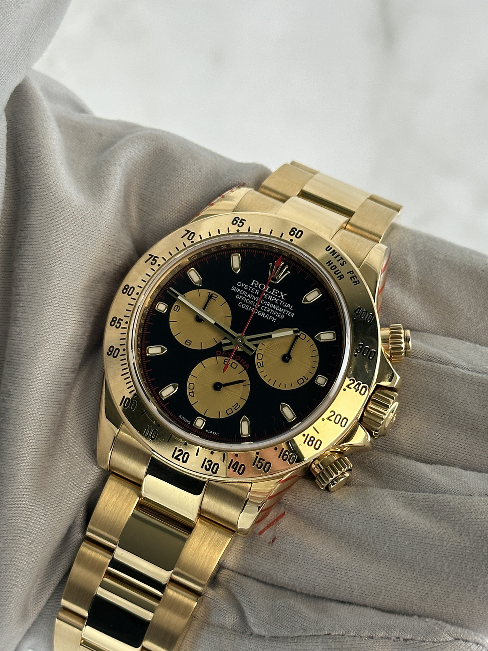 Часы Rolex  Oyster Perpetual Cosmograph Daytona Yellow Gold Paul Newman  116528