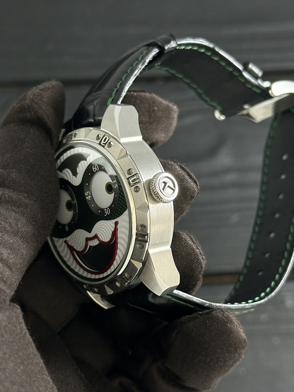 Часы Константин Чайкин (Konstantin Chaykin)  Ventuno  Harlequin