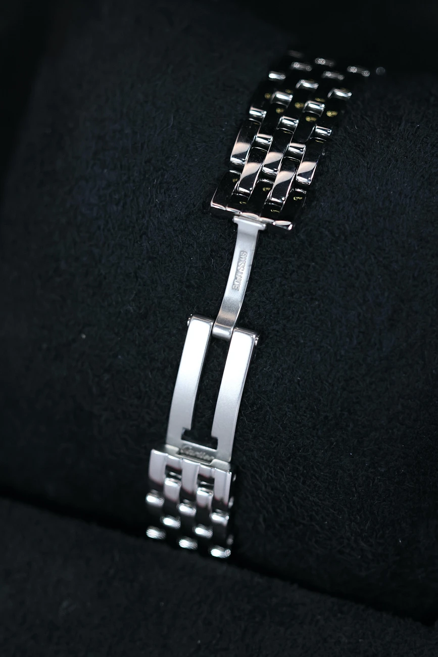 Часы Cartier  Panthere Small Diamond Bezel  W4PN0016