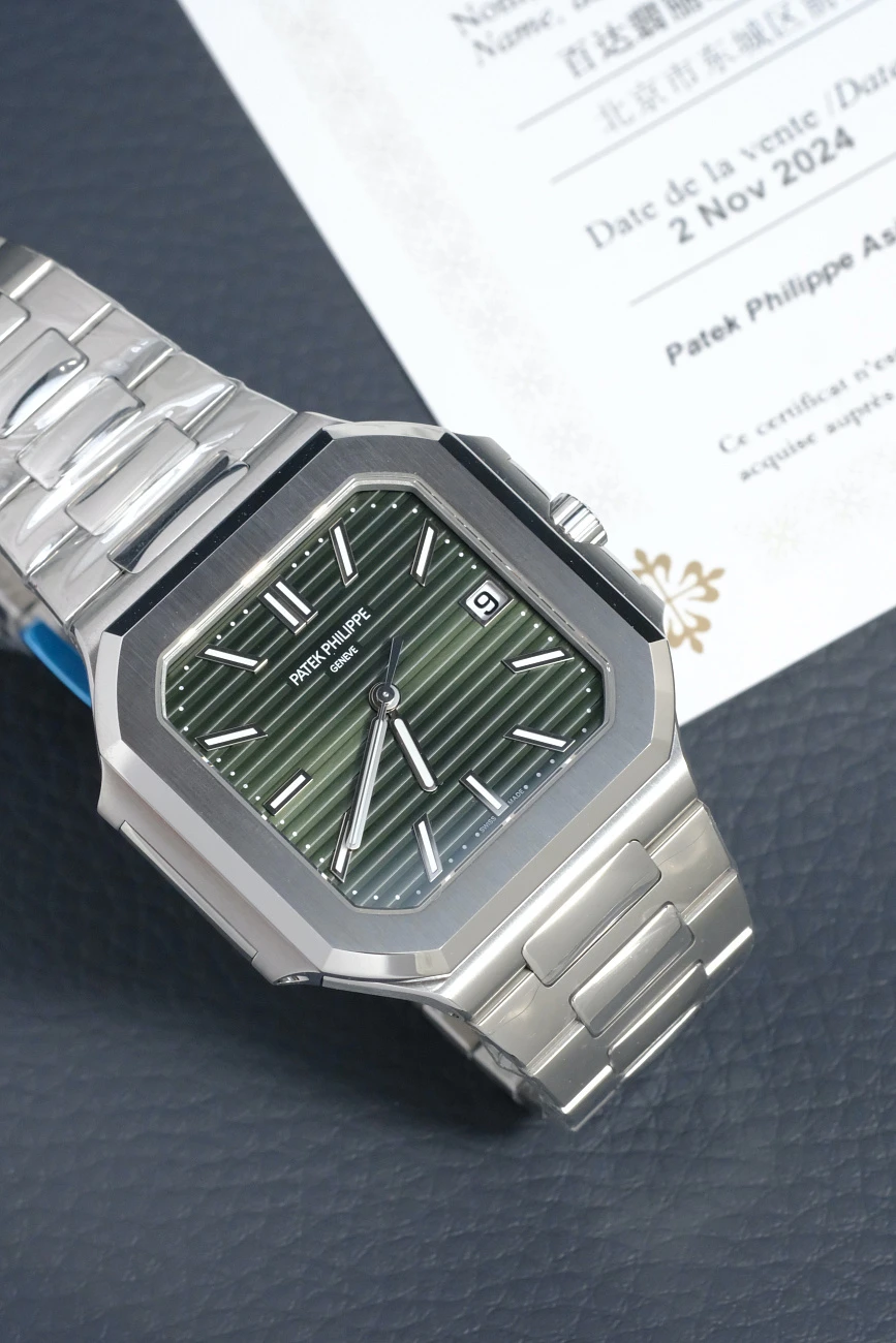 Часы Patek Philippe  Cubitus Green  ‎5821/1A-001