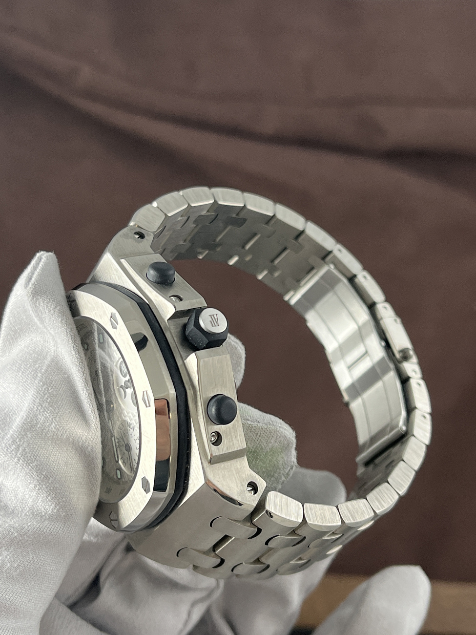 Часы Audemars Piguet  Royal Oak Offshore Chronograph Perpetual Calendar  25854TI.OO.1150TI.01