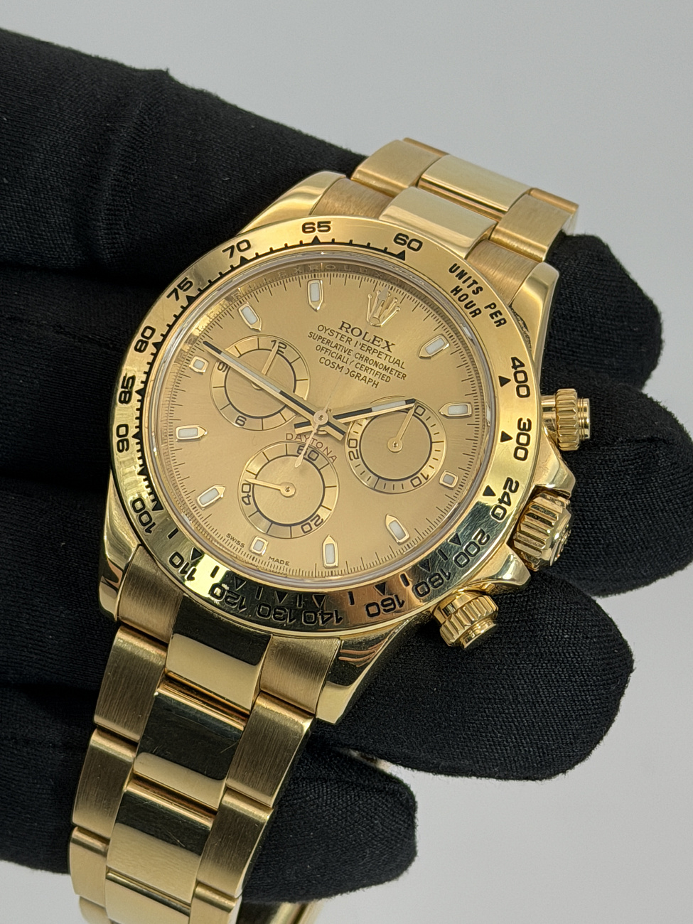 Часы Rolex  Cosmograph Daytona 40Mm Yellow Gold  116508