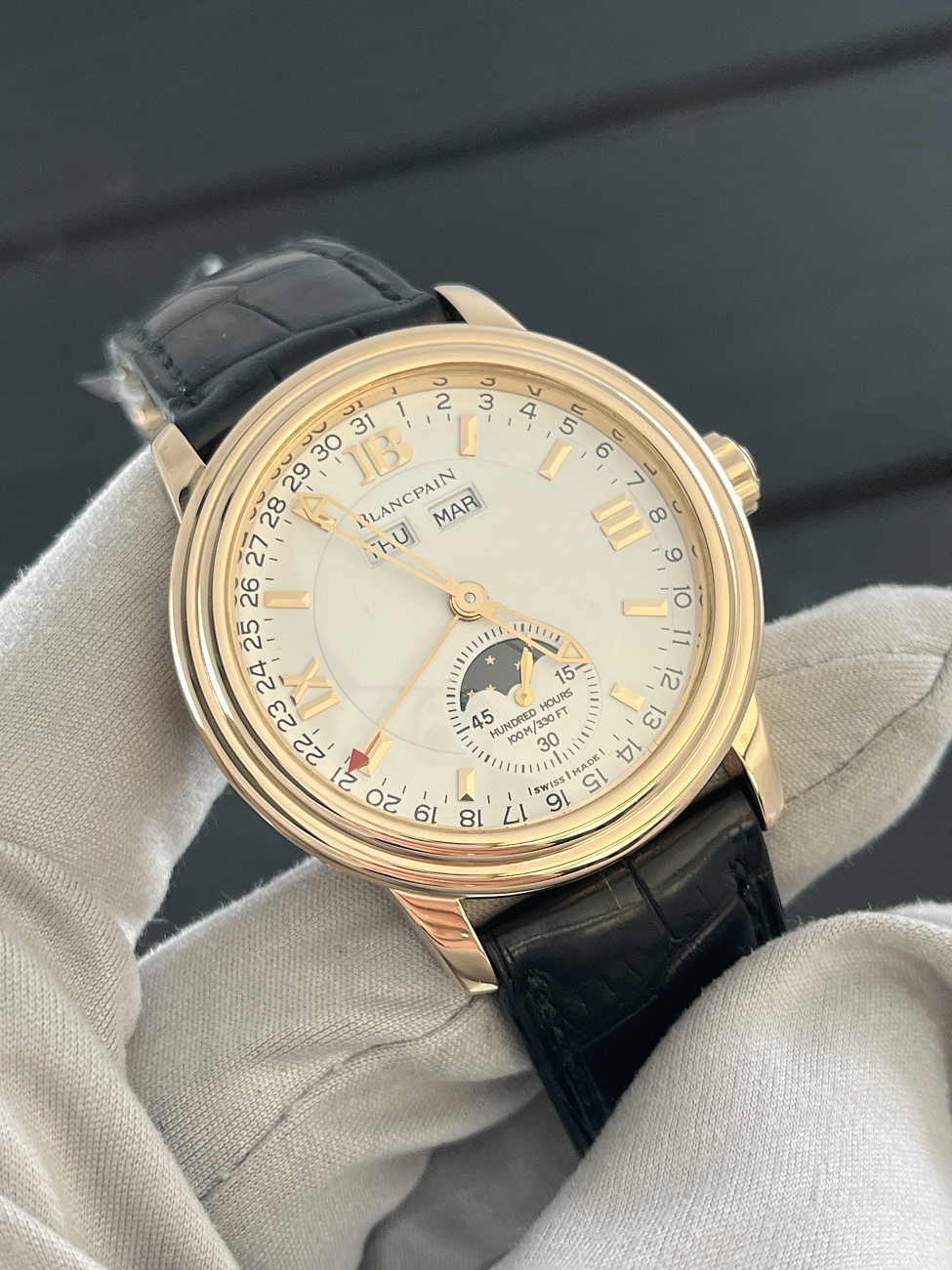 Часы Blancpain  Yellow Gold Triple Calendar With Moon Phases  2763-141