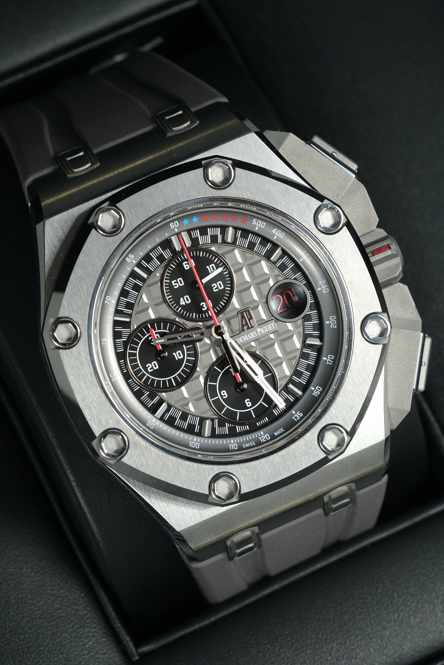 Часы Audemars Piguet  Royal Oak Offshore Michael Schumacher Chronograph Titanium 44 Mm  26568IM.00.A004CA.01