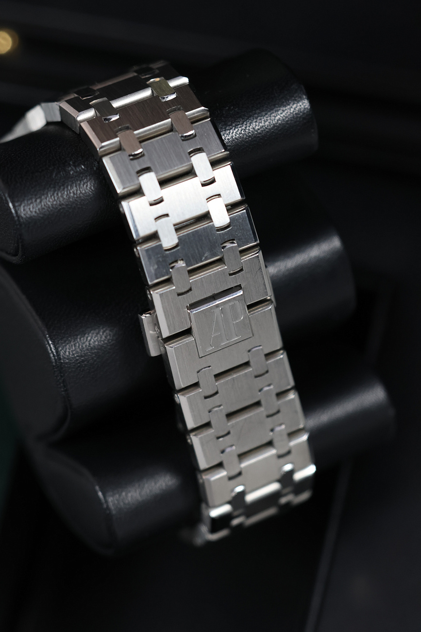 Часы Audemars Piguet  Royal Oak Chronograph 41Mm White Panda Dial  26331ST.OO.1220ST.03