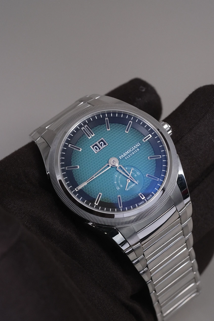 Часы Parmigiani  Parmigiani Tonda Gt Gradiant Green Russian Special Edition Limitée 15 Pièces  PFC910-0000210-B00182