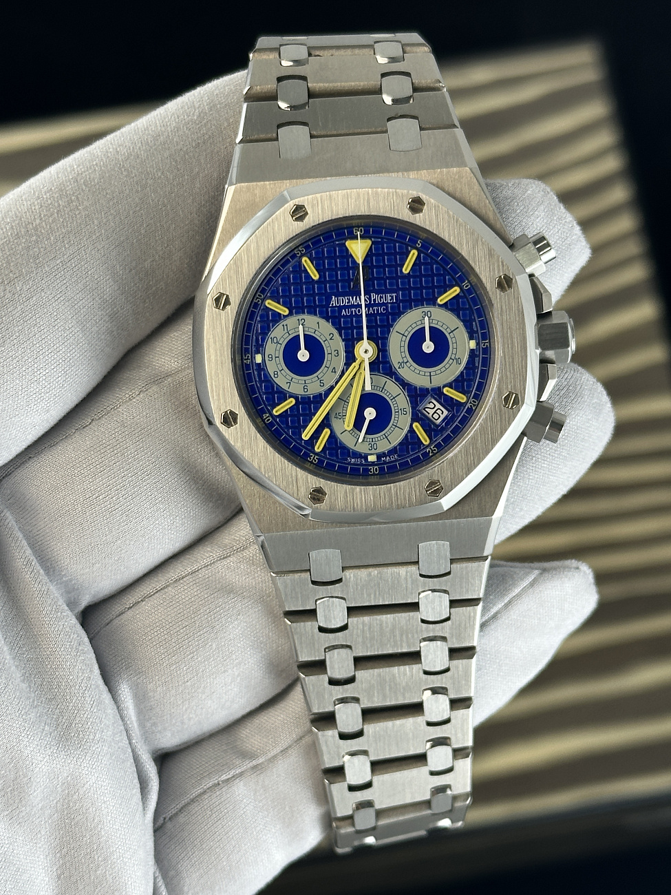 Часы Audemars Piguet  Royal Oak Chronograph Chrono 39 City Of Sails Titanium Limited Edition  25860IS.O.1110IS.01