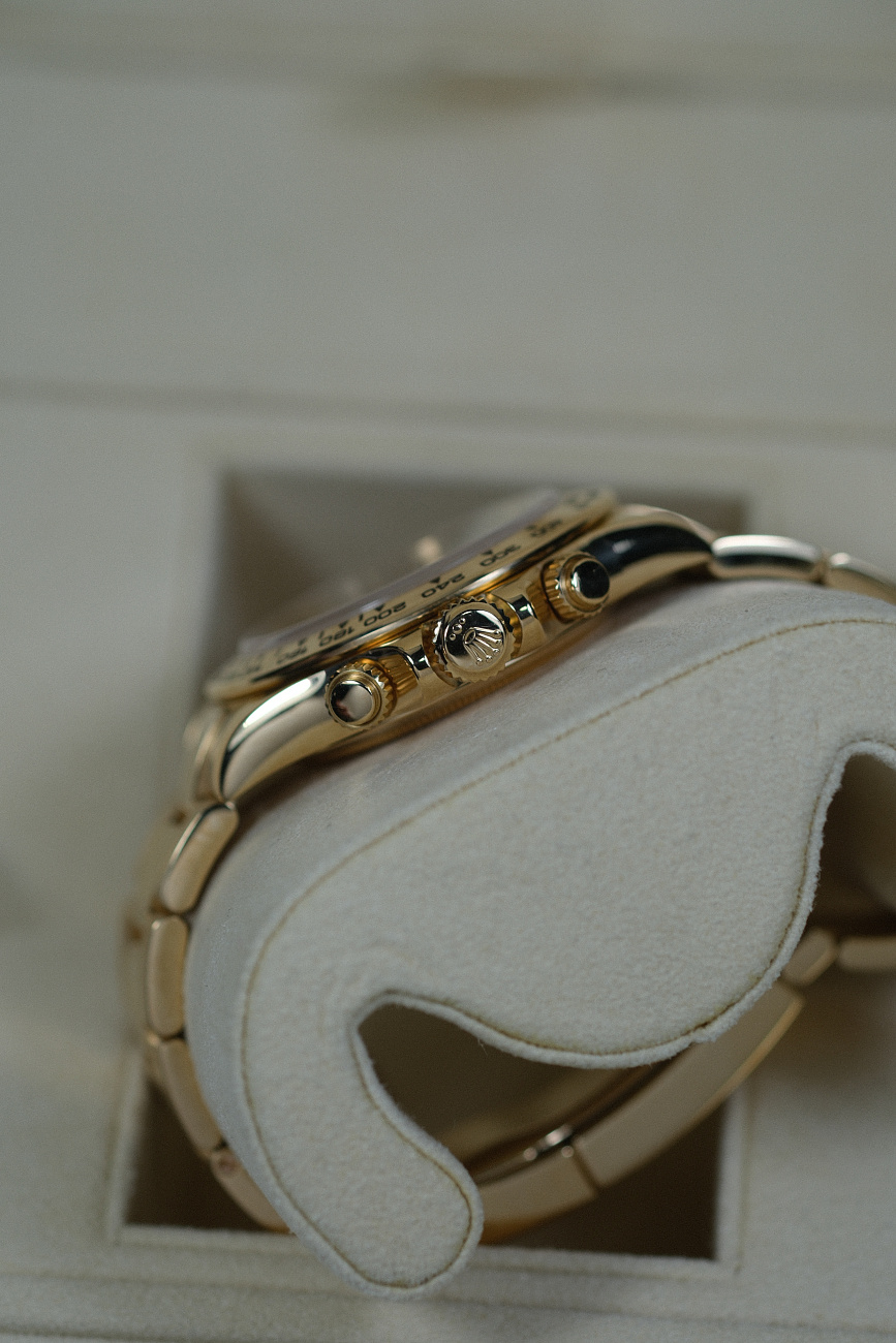 Часы Rolex  Cosmograph Daytona 40Mm Yellow Gold  116508