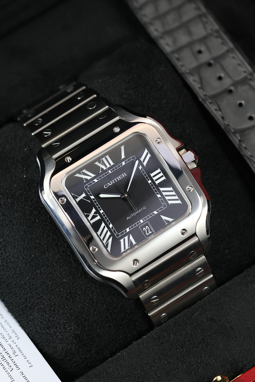 Часы Cartier  Santos De Cartier Large Model Black Dial  WSSA0096
