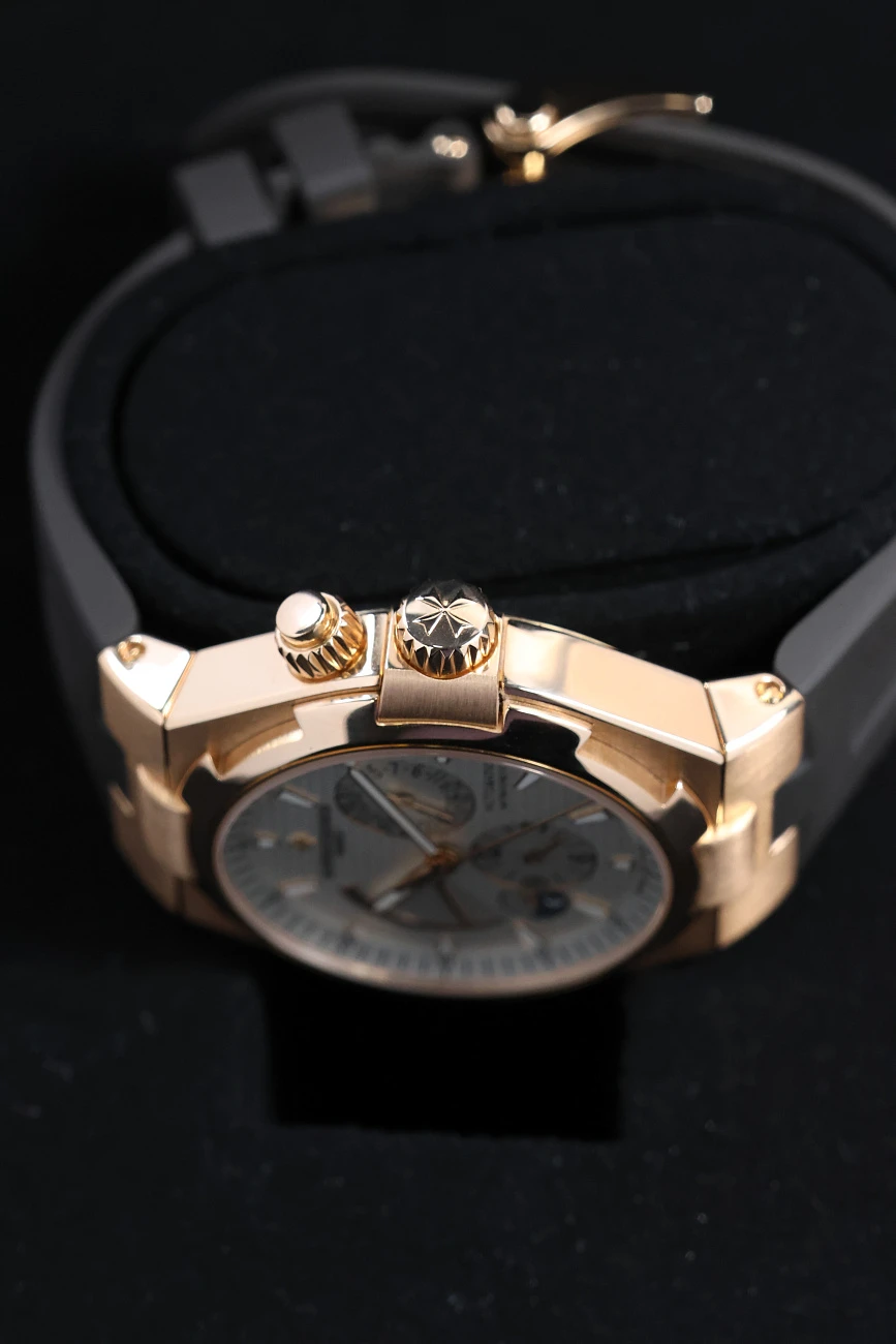 Часы Vacheron Constantin  Overseas Dual Time Rose Gold White Dial  47450/B01A-9227