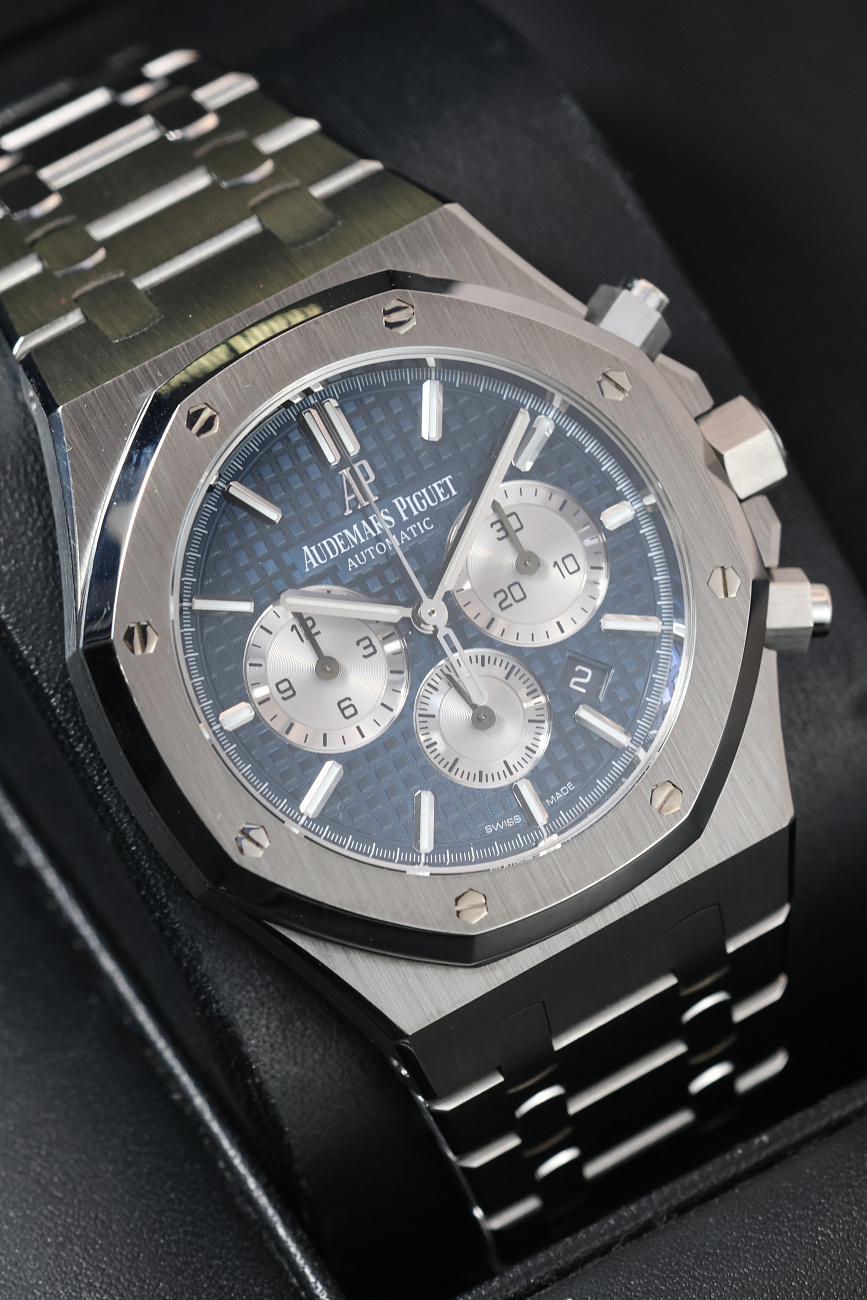 Часы Audemars Piguet  Royal Oak Chronograph 41 mm Blue Dial  26331ST.OO.1220ST.01